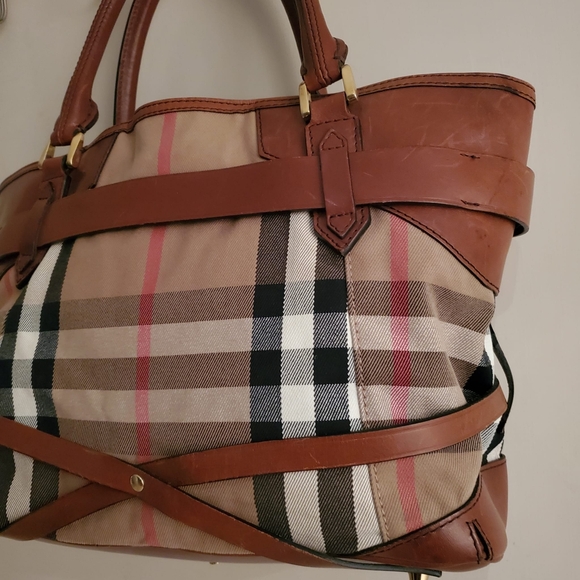 Burberry Large Landscape Lynher House Check Canvas & Smooth Leather Tote Bag - Picture 12 of 16